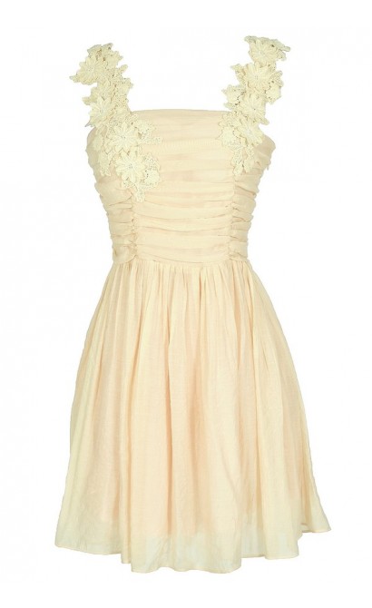 April Flowers Applique Strap Dress in Cream